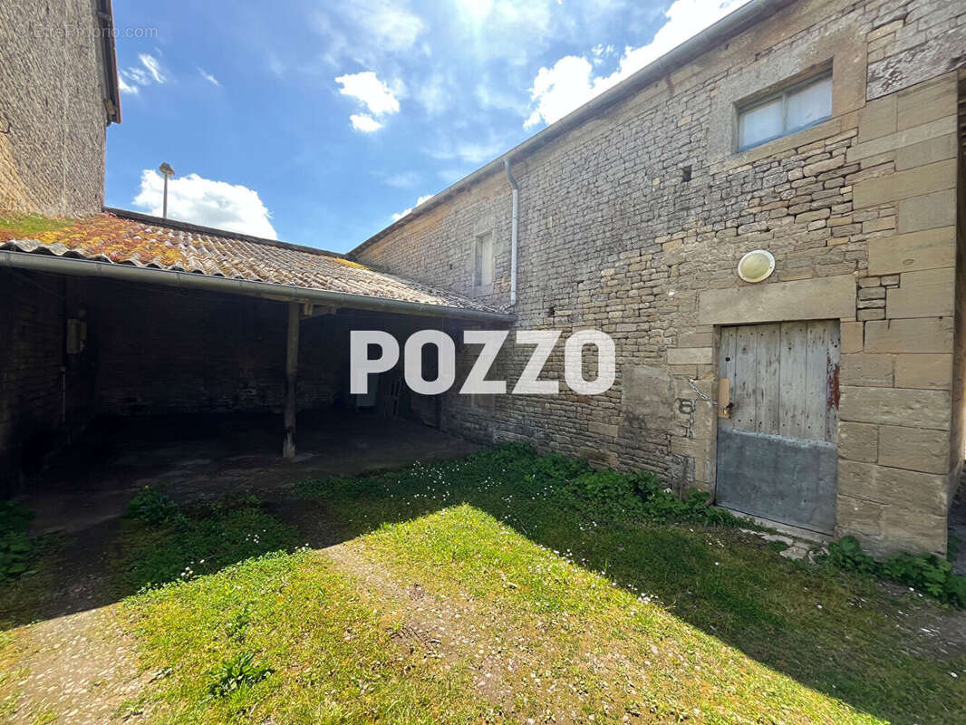 Rare ensemble immobilier Caen Nord Ouest - photo 5