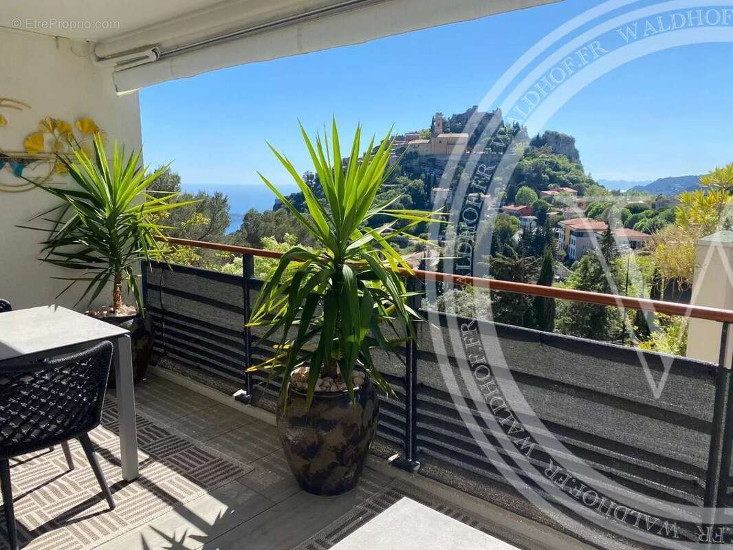 Appartement à EZE