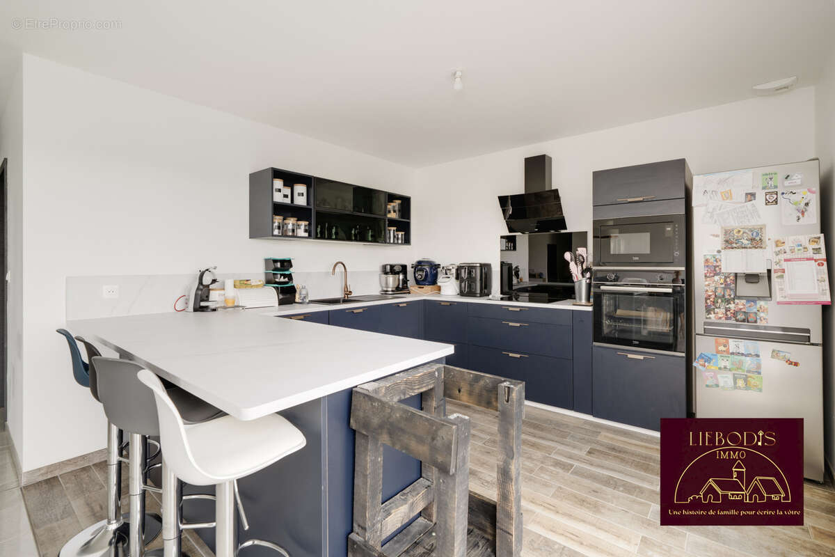 Plain-pied indépendant de 2023, terrain 3000m2, DPE en A ! - photo 4