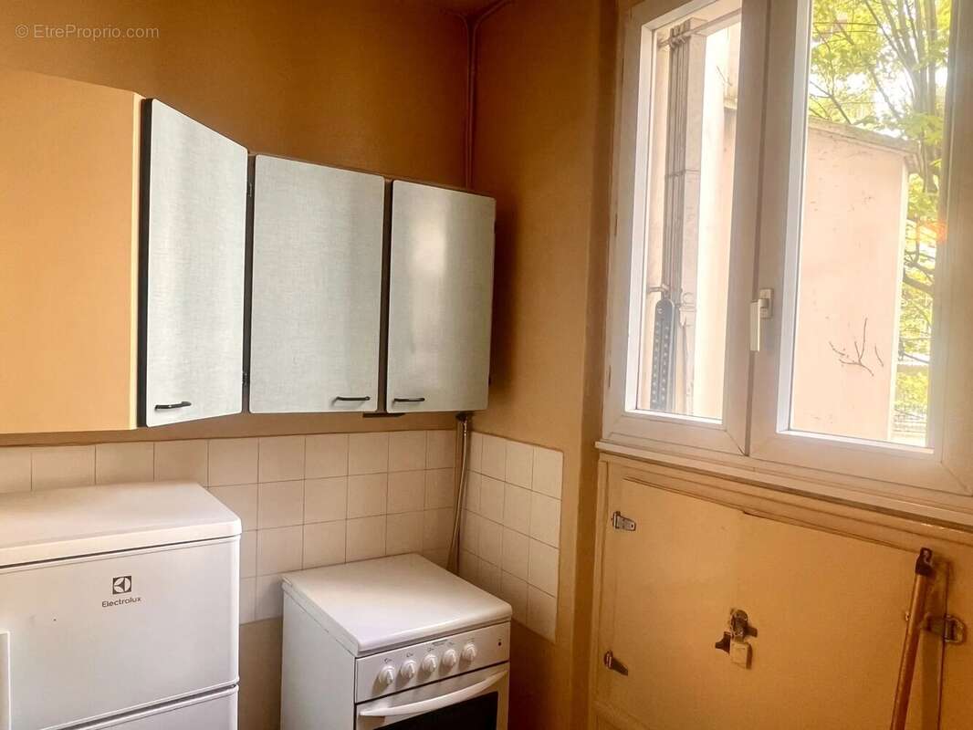 Appartement à PARIS-19E