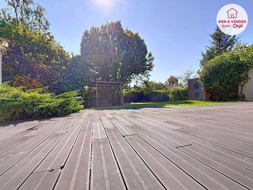 Maison à OINVILLE-SUR-MONTCIENT