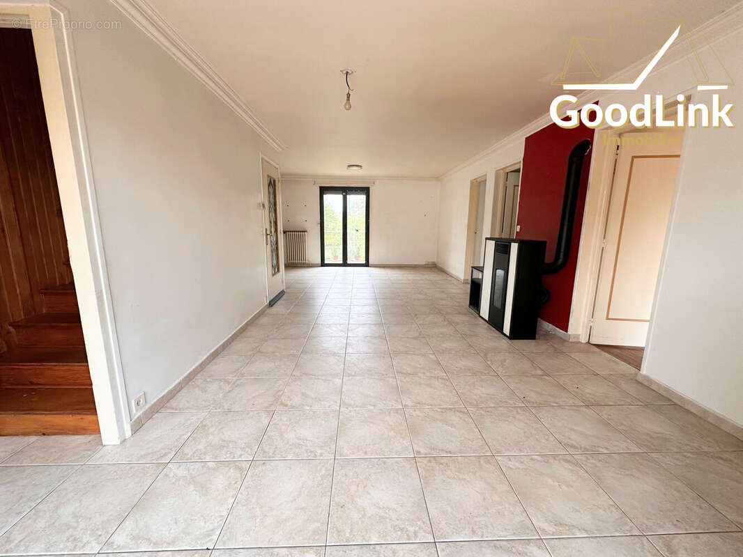 Maison à MILLY-LA-FORET