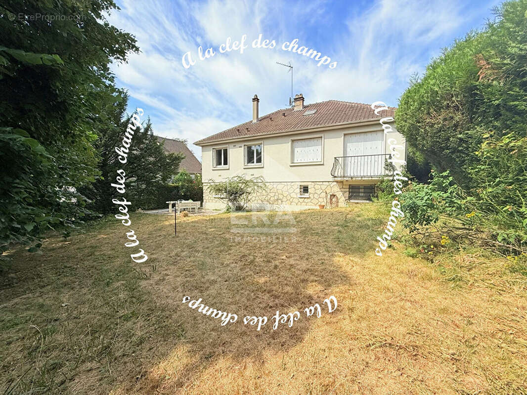 Maison à BURES-SUR-YVETTE