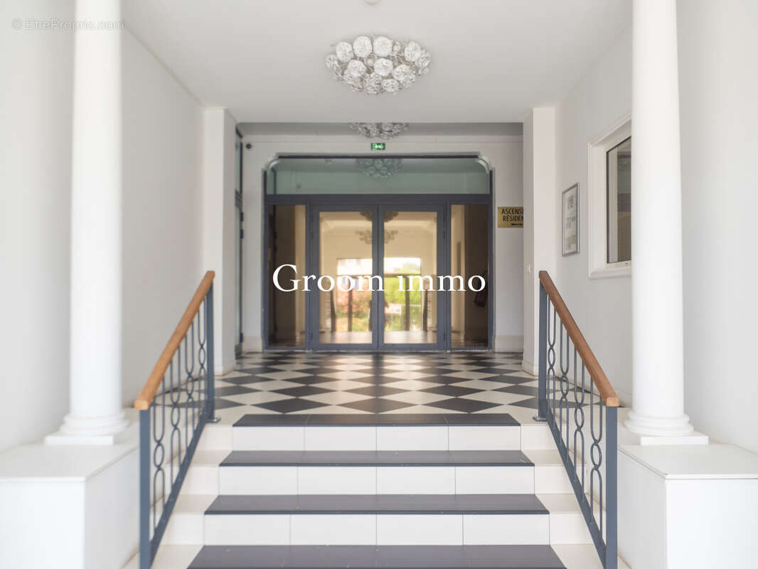 Biarritz - Quartier du phare - appartement de 38 m2 en première ligne avec stationnement et cave - photo 2