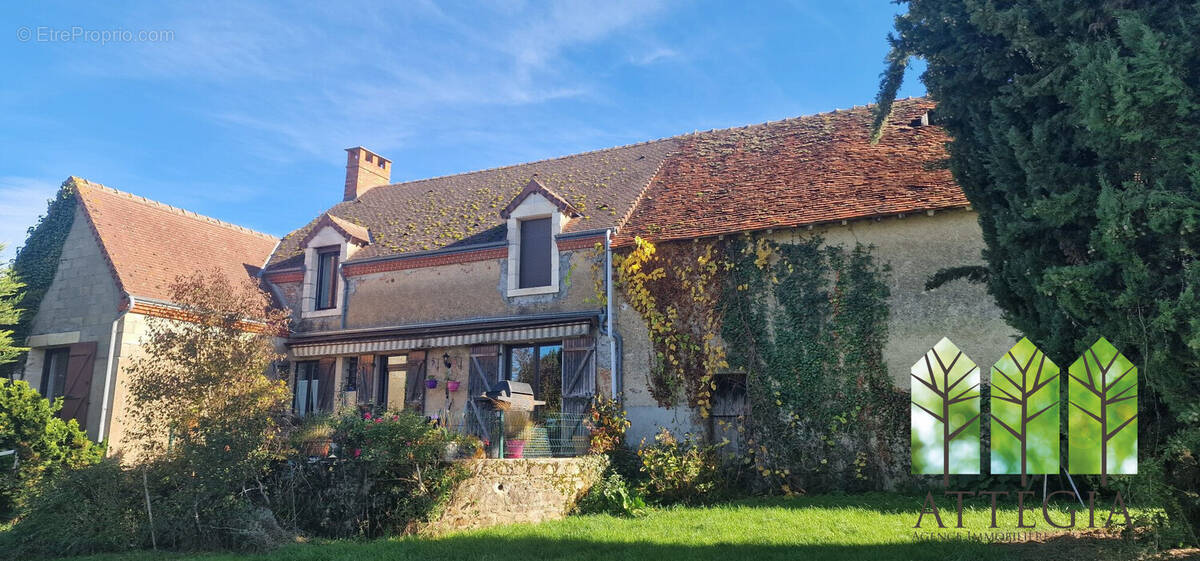 Maison à CLUIS