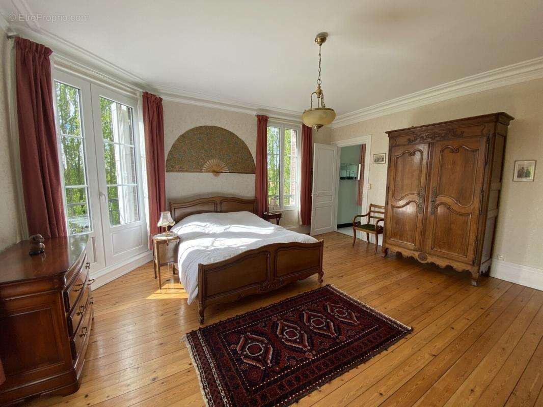 Maison à DAMVILLE