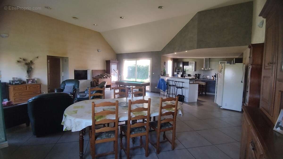 Maison à FOURCHAMBAULT