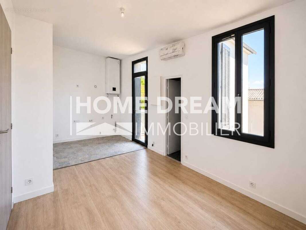 Appartement 40 m² à Toulon  - photo 2