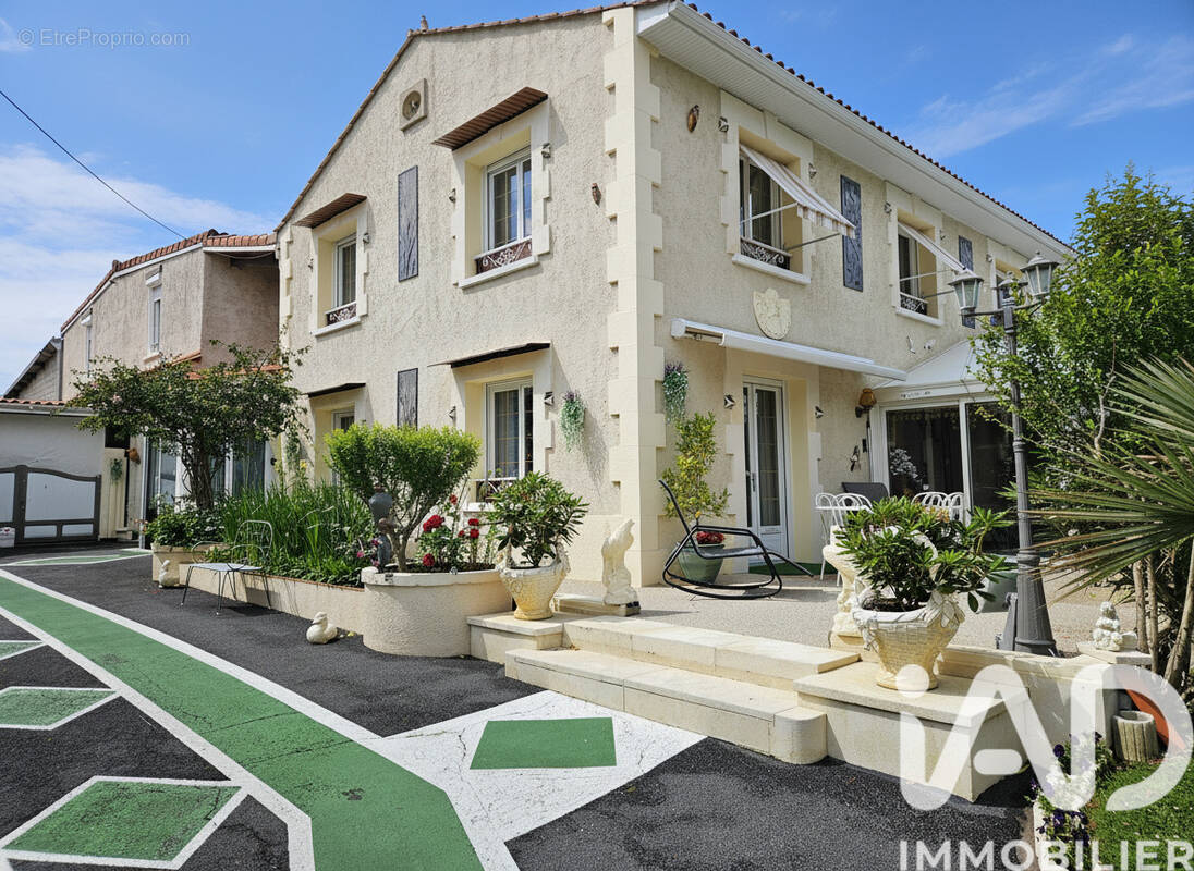 Photo 1 - Maison à JARNAC