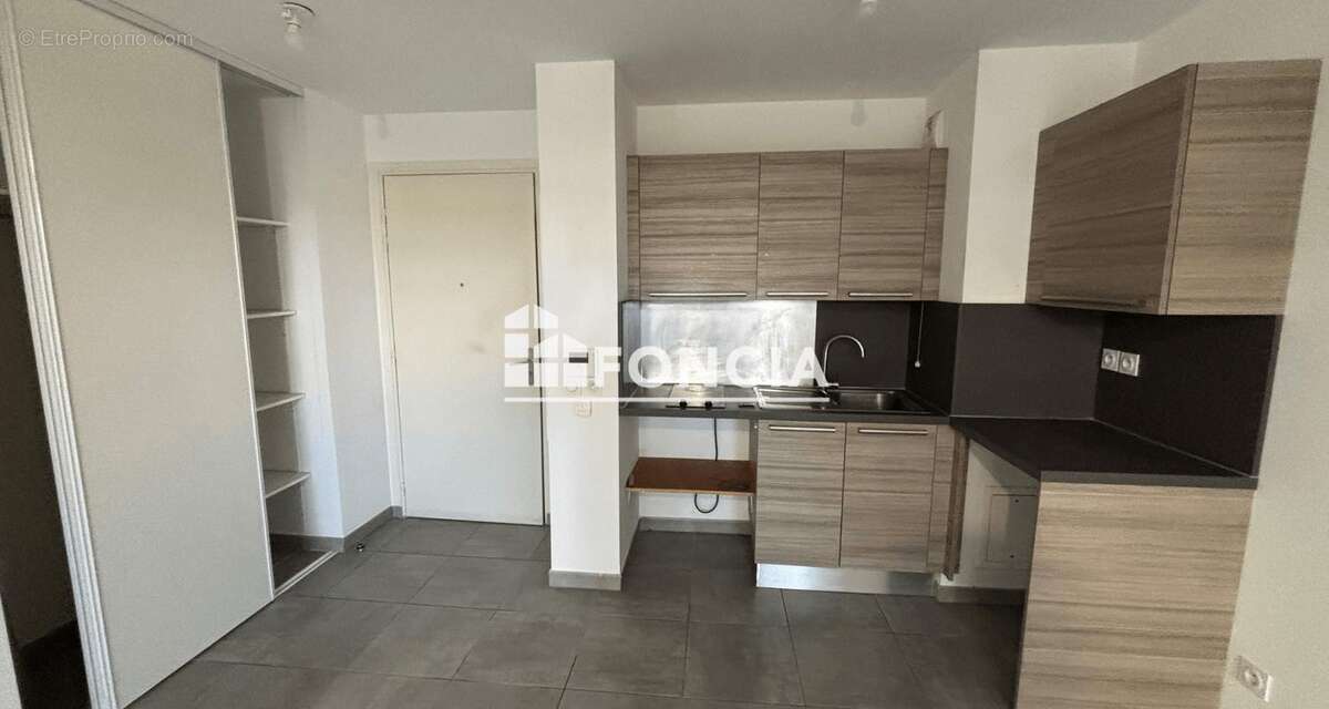 Appartement à MARSEILLE-13E