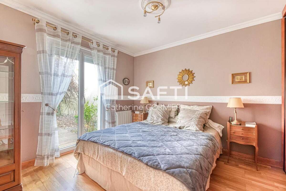 Photo 4 - Maison à AVRILLE