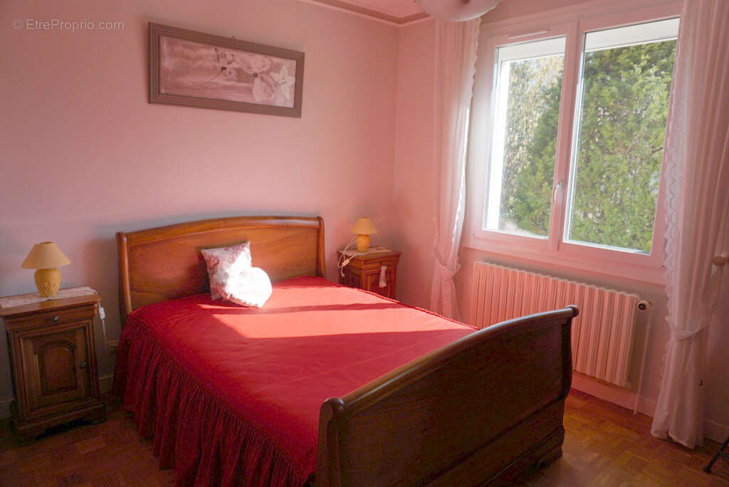 Maison à PARAY-LE-MONIAL