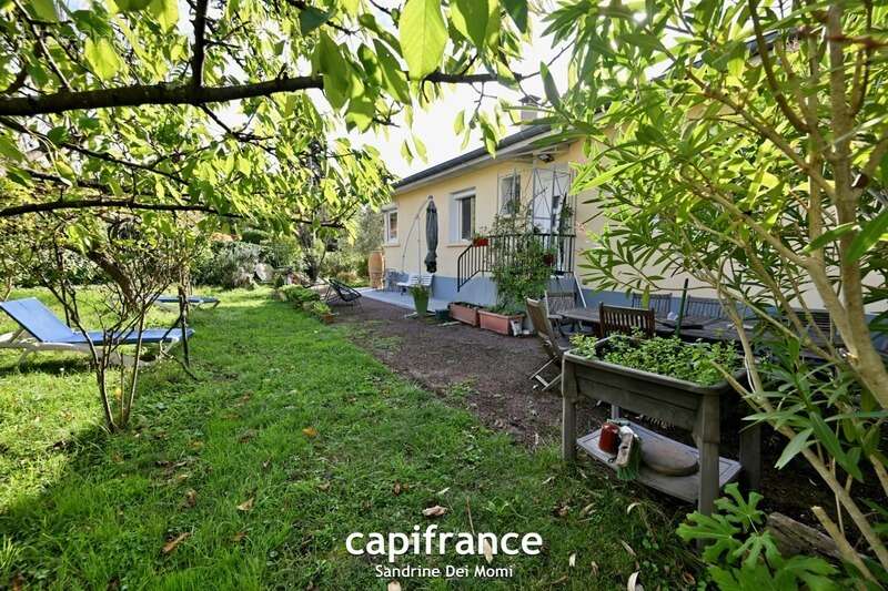 Maison à TASSIN-LA-DEMI-LUNE