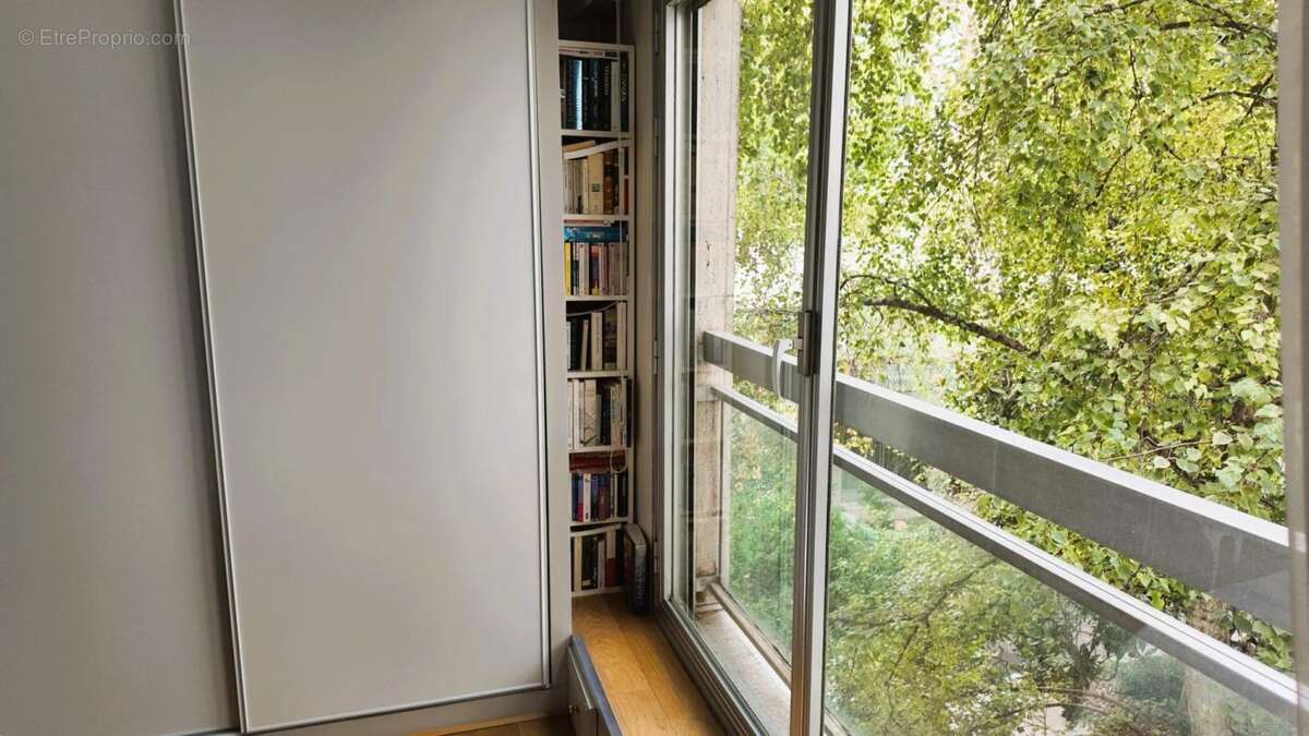 Appartement à PARIS-15E