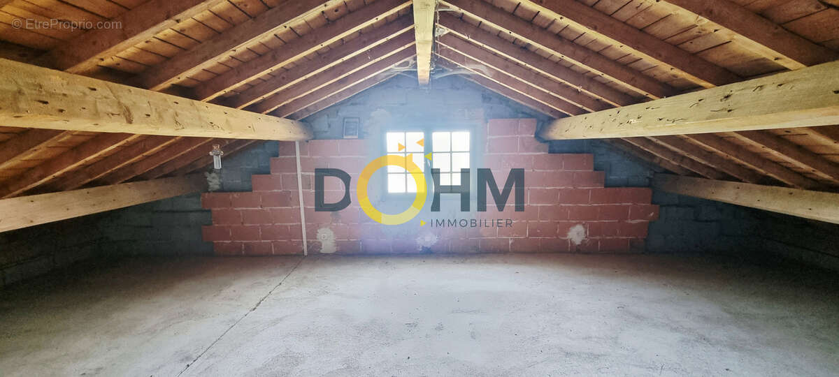 Maison, deux chambres et fort potentiel d'aménagement dans un cadre campagne - photo 11