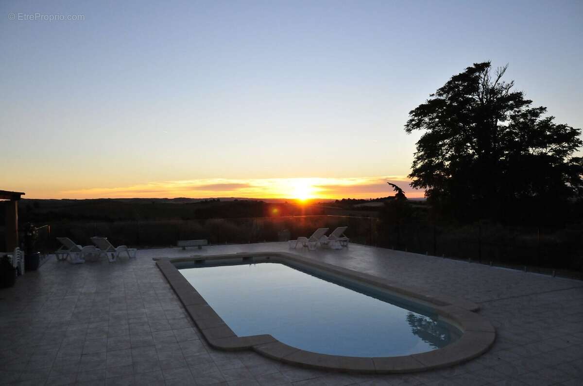 Magnifique emplacement pour ce domaine avec 5 maisons - photo 14