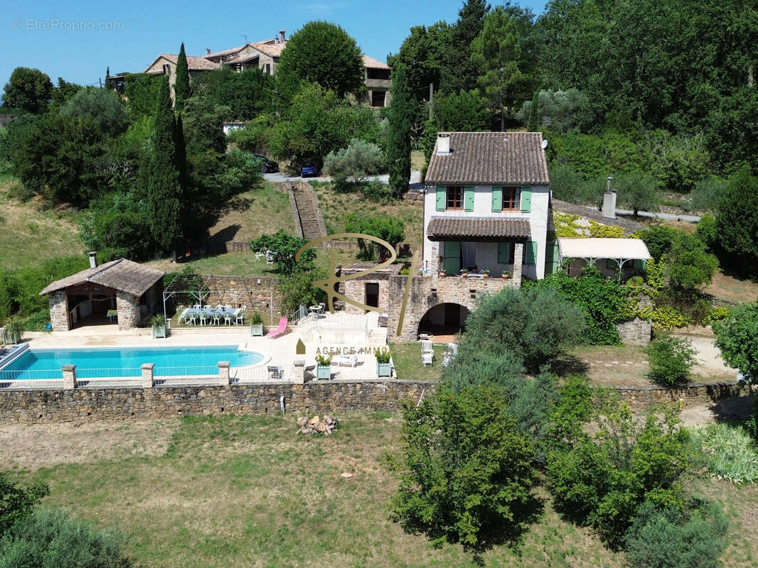 Maison à LAURAC-EN-VIVARAIS