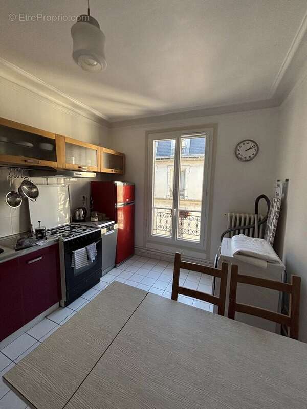 Appartement à PARIS-18E