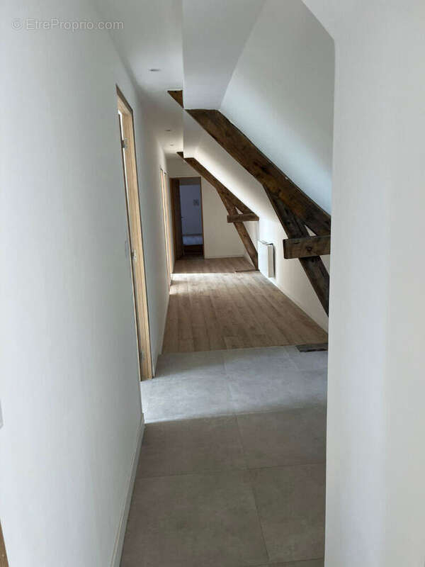 Maison à BRUAY-LA-BUISSIERE