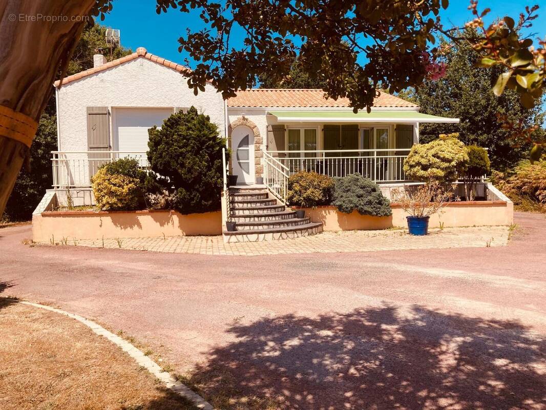 Photo 1 - Maison à LA BOISSIERE-DES-LANDES