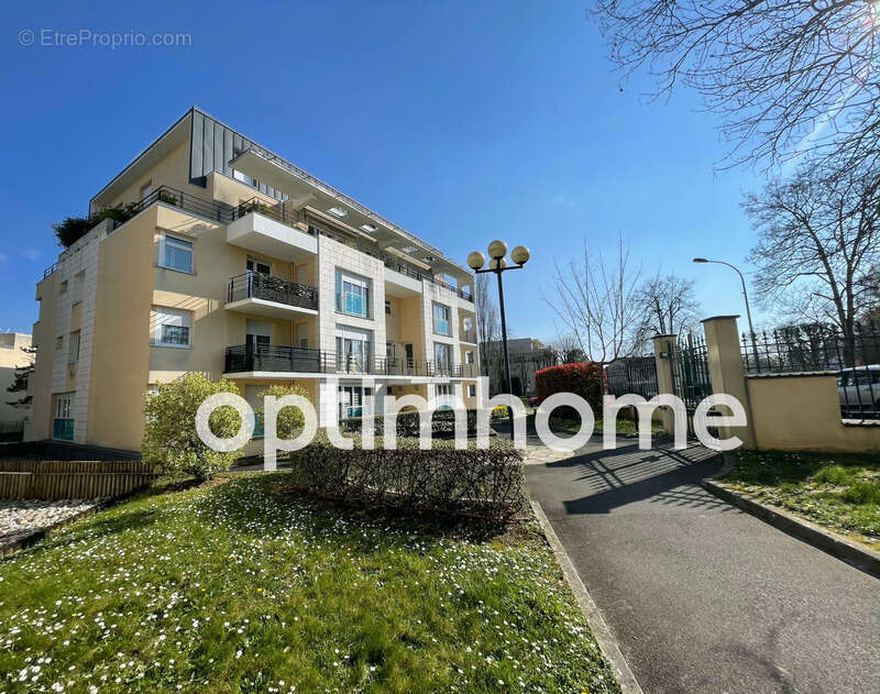 Appartement à AVON