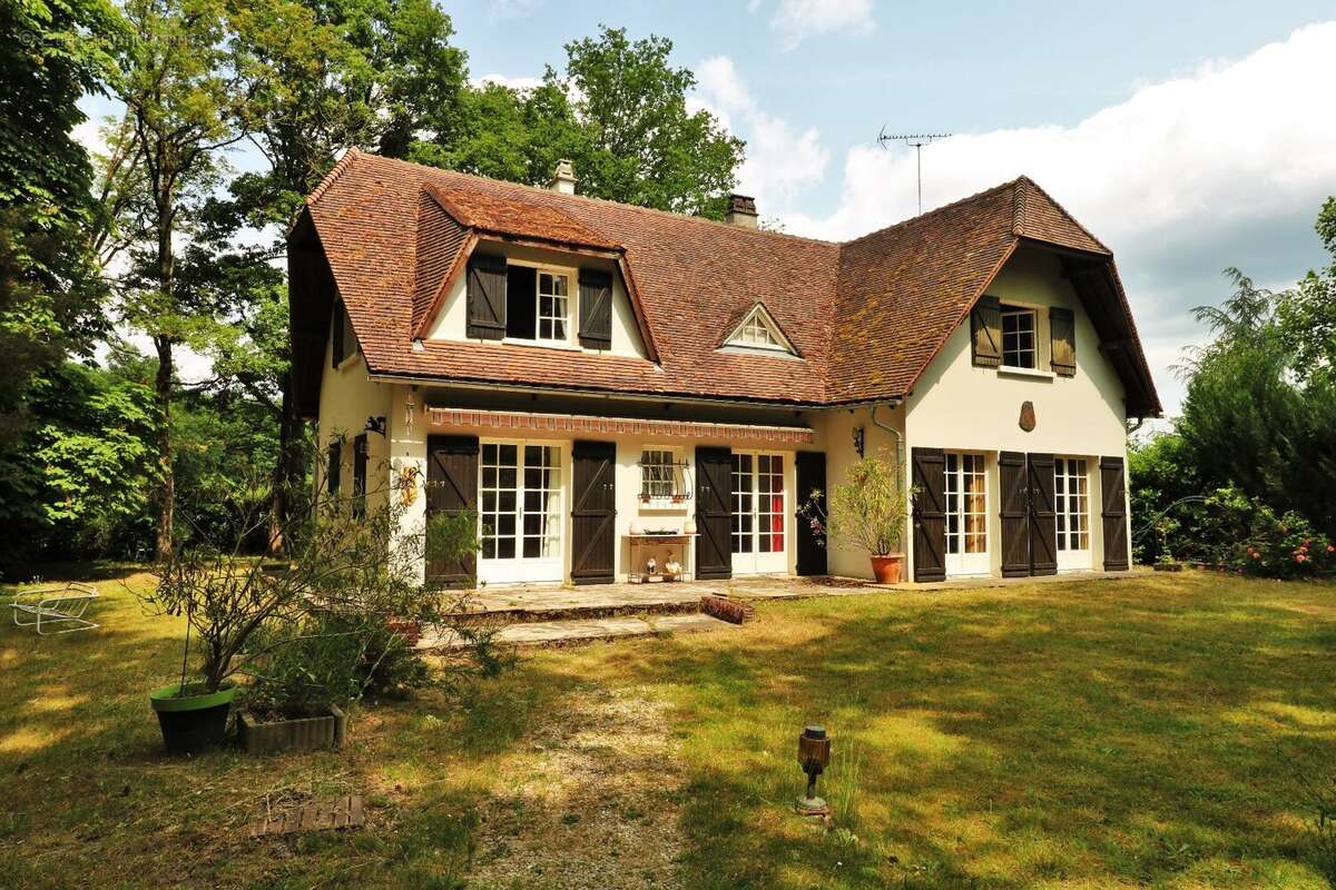 Maison à VARENNES-CHANGY