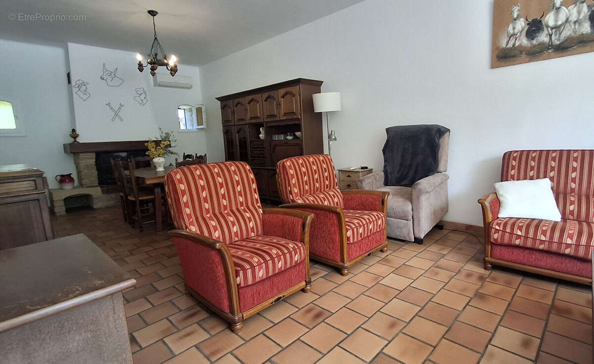 Maison à SAINT-PAUL-TROIS-CHATEAUX