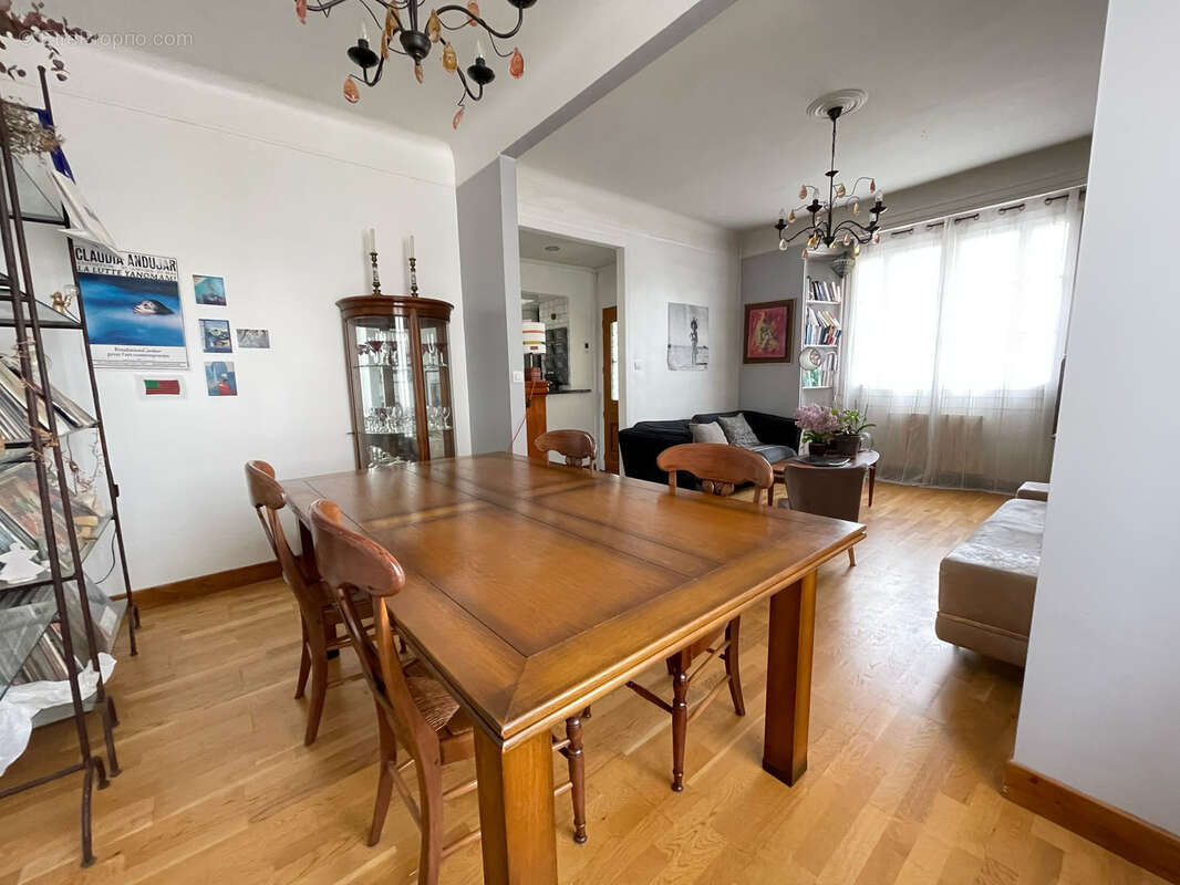 Maison à TREMBLAY-EN-FRANCE