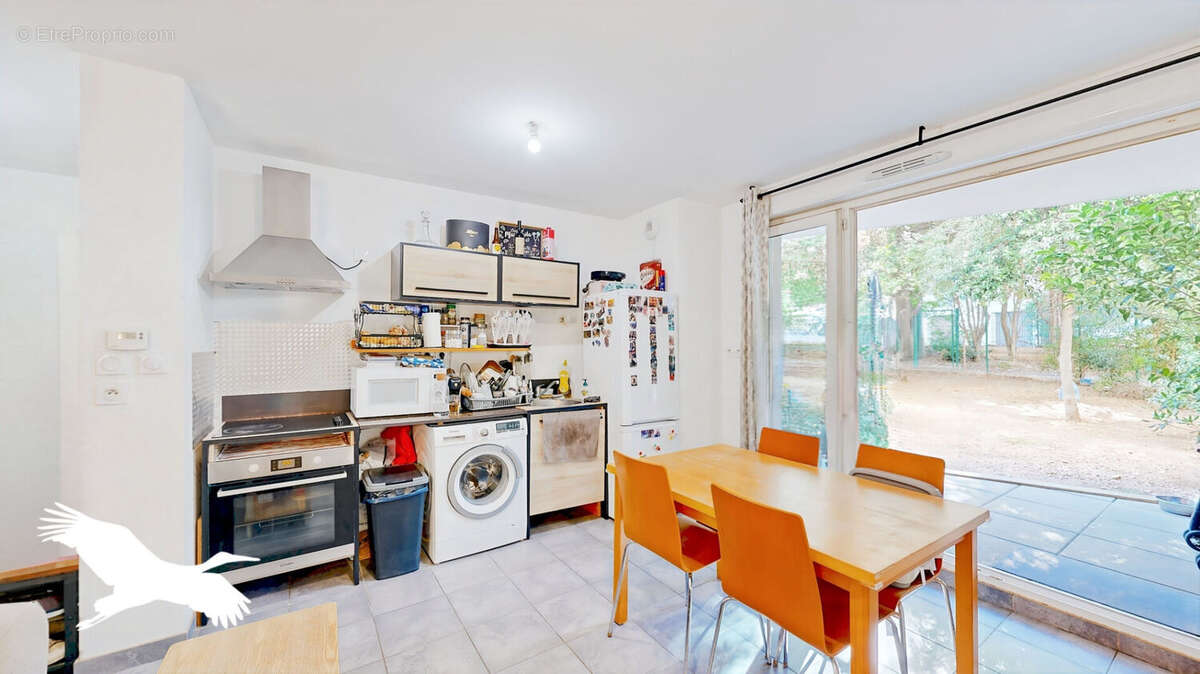 Appartement à MARSEILLE-9E