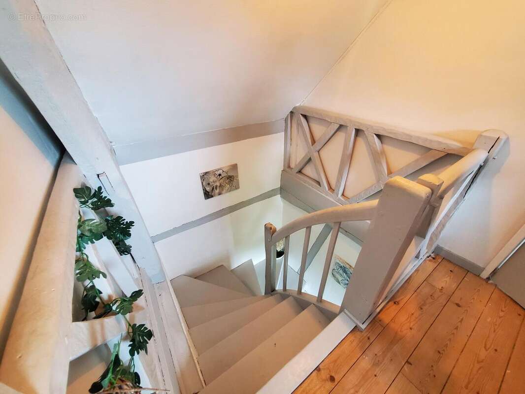 Maison 130 m² à Caumont  - photo 7