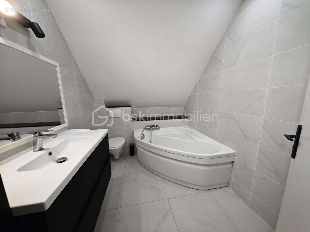 Maison à SAINT-WITZ