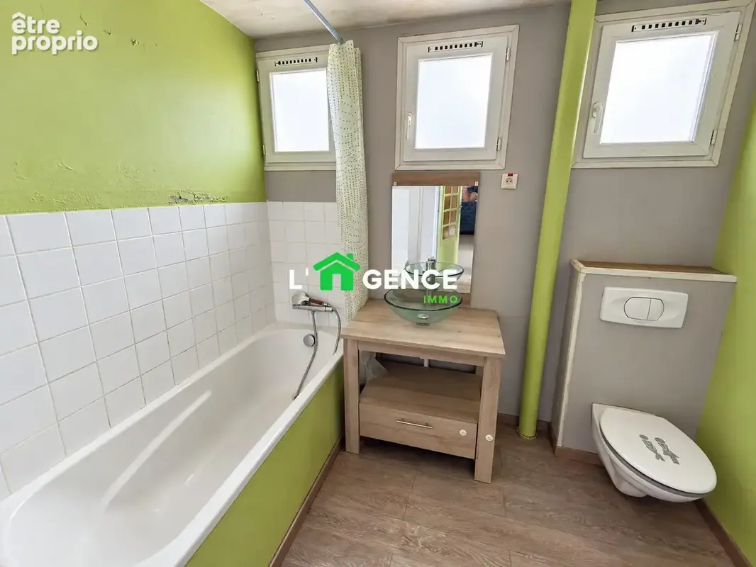 Appartement 3 pièces 60 m² à vendre à Martigues (13500) - photo 3