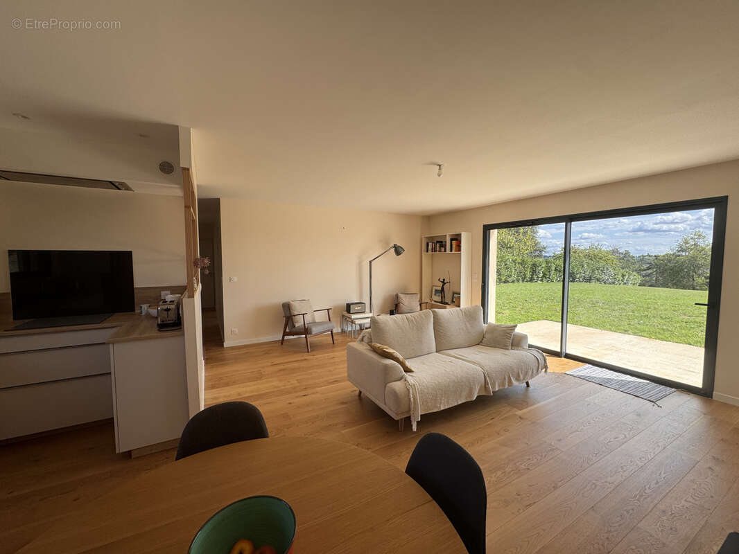 Maison à SAINT-ROBERT