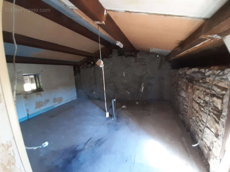 Maison à LIMOGNE-EN-QUERCY