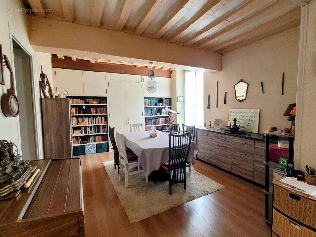 Maison 158 m² à Nogent-Le-Rotrou  - photo 2