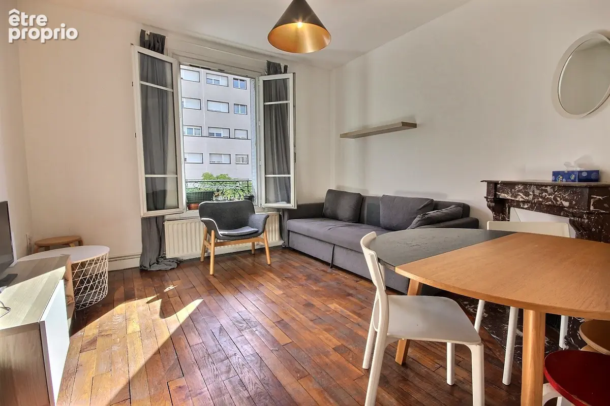Appartement Courbevoie 3 pièce(s) 50,69 m2 - photo 2