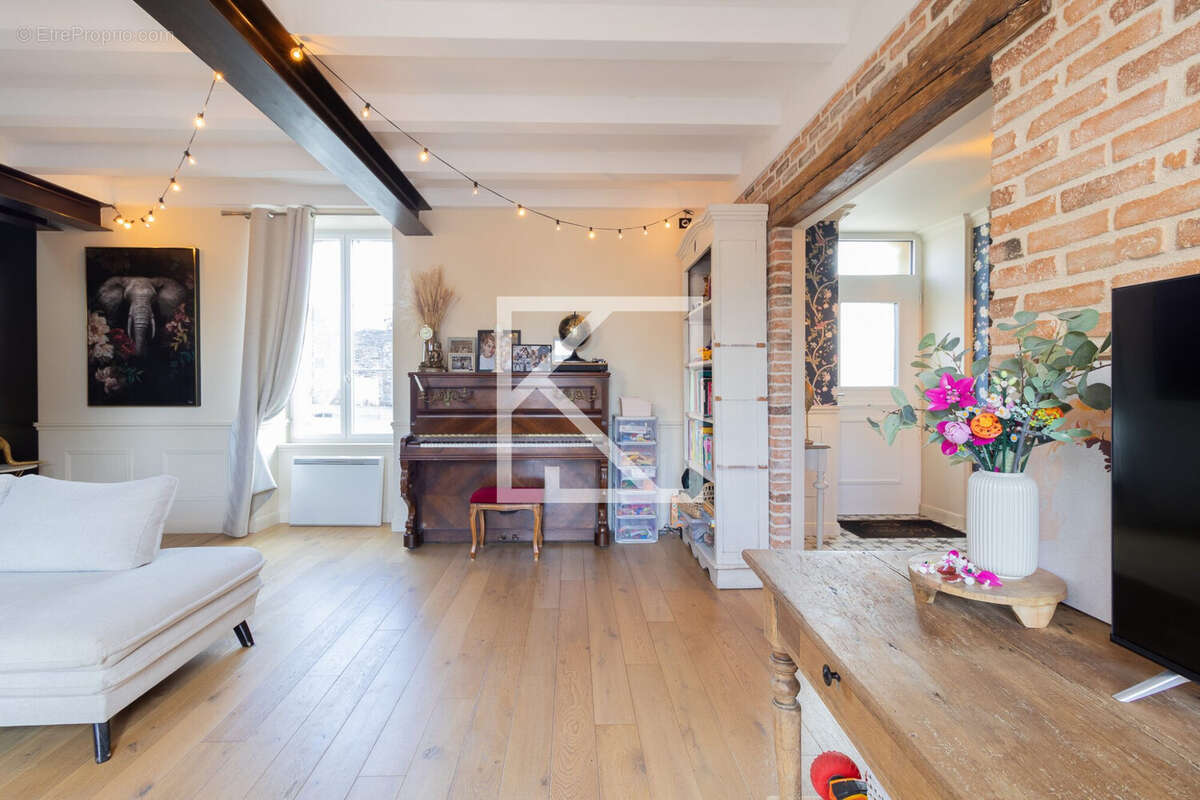 Maison 143 m² à La Varenne  - photo 5