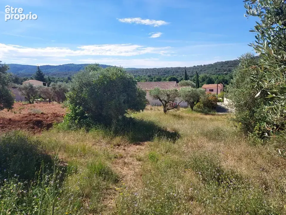 Terrain à CAMPS-LA-SOURCE