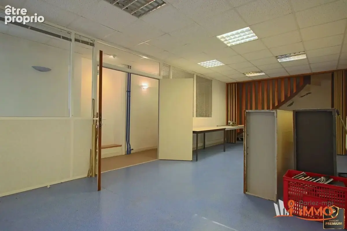 Bâtiment de 578m2 - photo 6