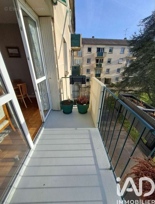 Photo 9 - Appartement à COMPIEGNE