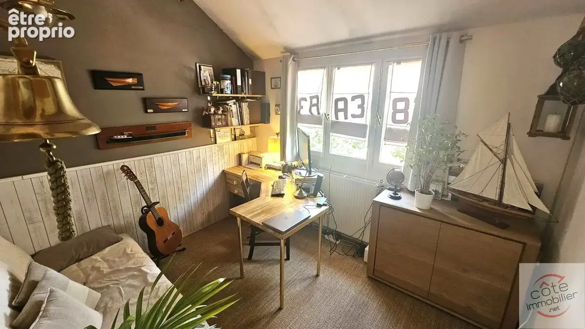 COUP DE COEUR pour cette maison de 131m² sur 2 niveaux, élevée sur un ilot de verdure de 300m² - photo 12