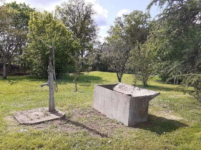 Propriété à rénover sans voisins proches et 5000m² de terrain - photo 2