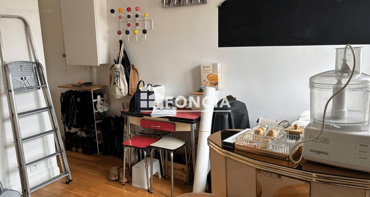 Appartement à PARIS-15E