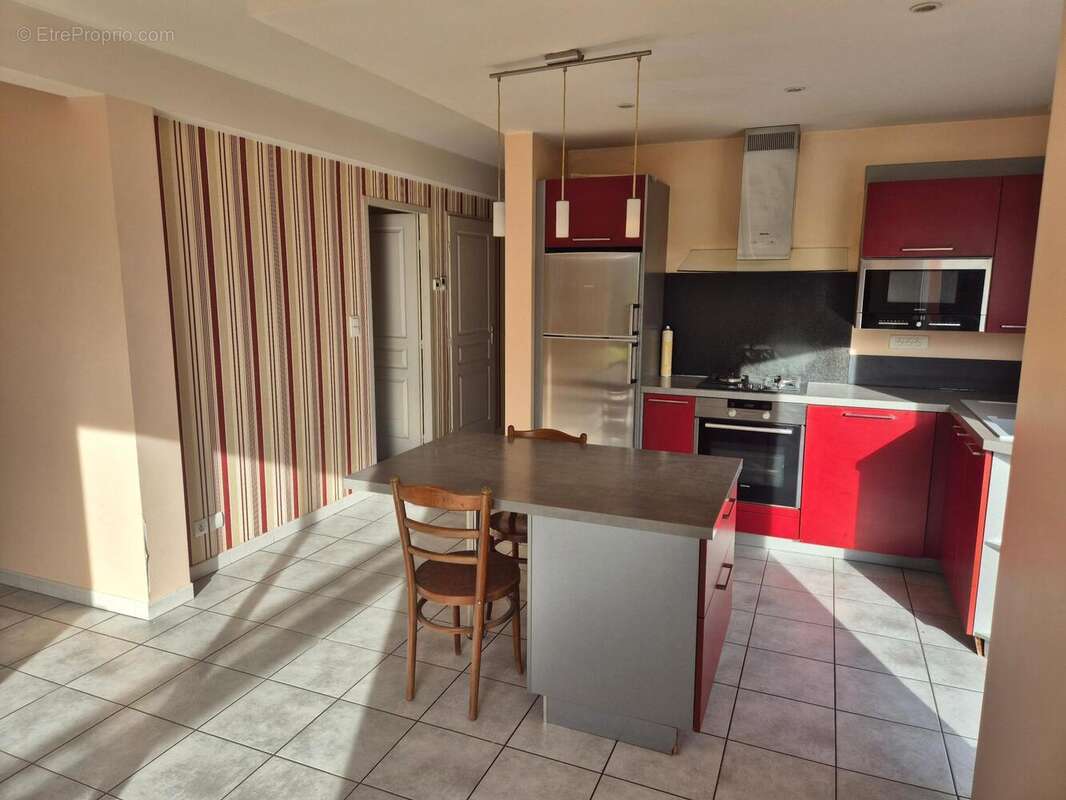 Photo 2 - Maison à SERRE-LES-SAPINS