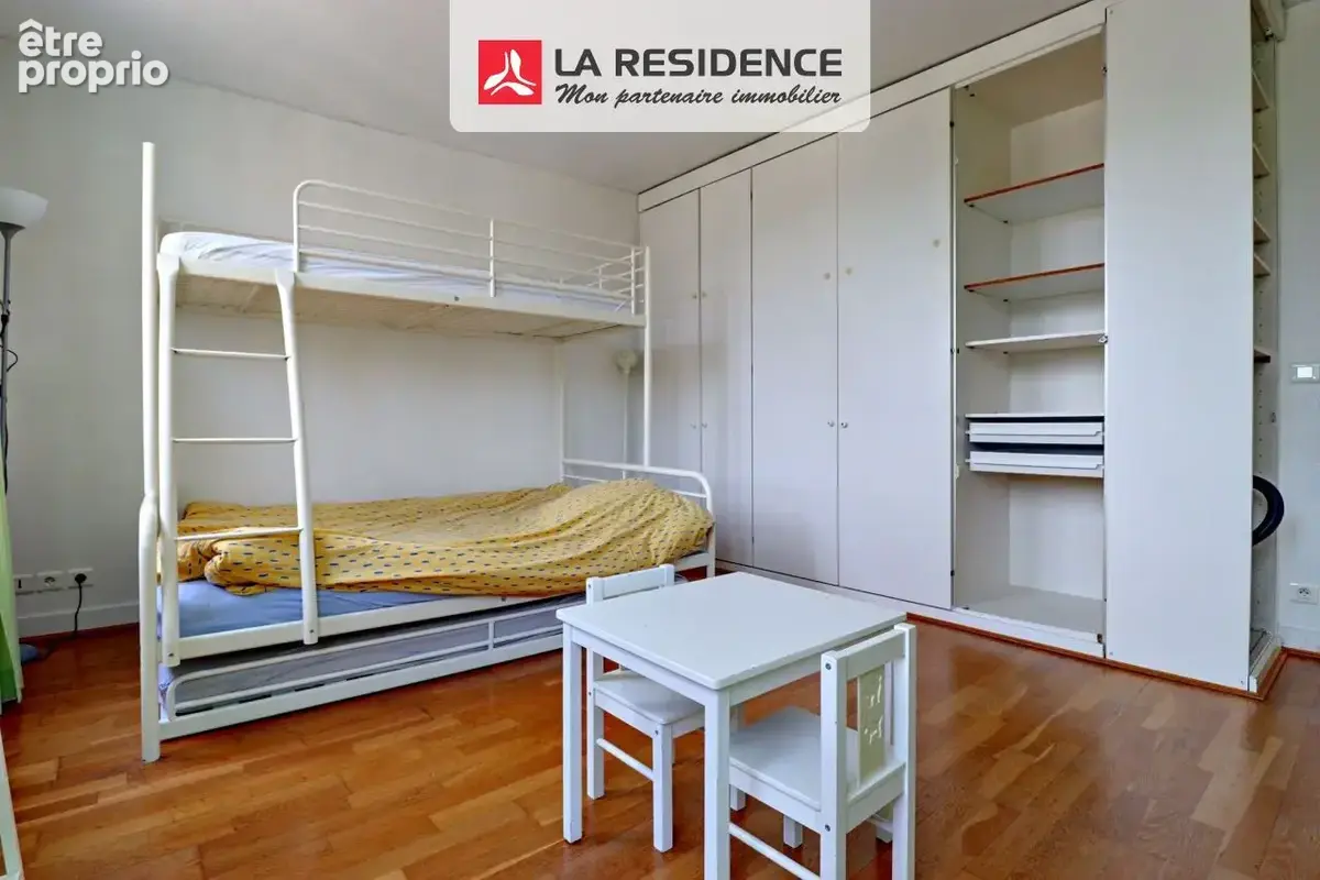 Appartement 4 pièces 66 m² à vendre à Saint-Germain-En-Laye (78100) - photo 5
