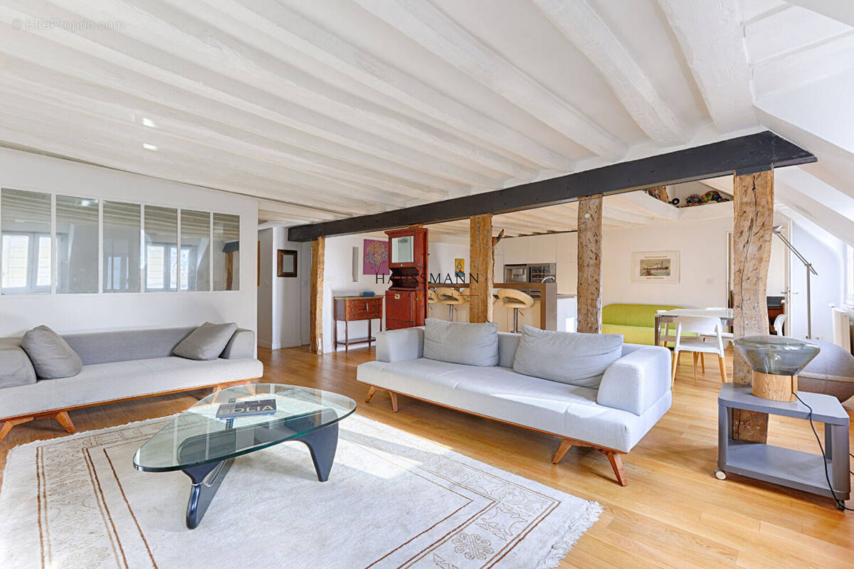 Appartement à PARIS-9E