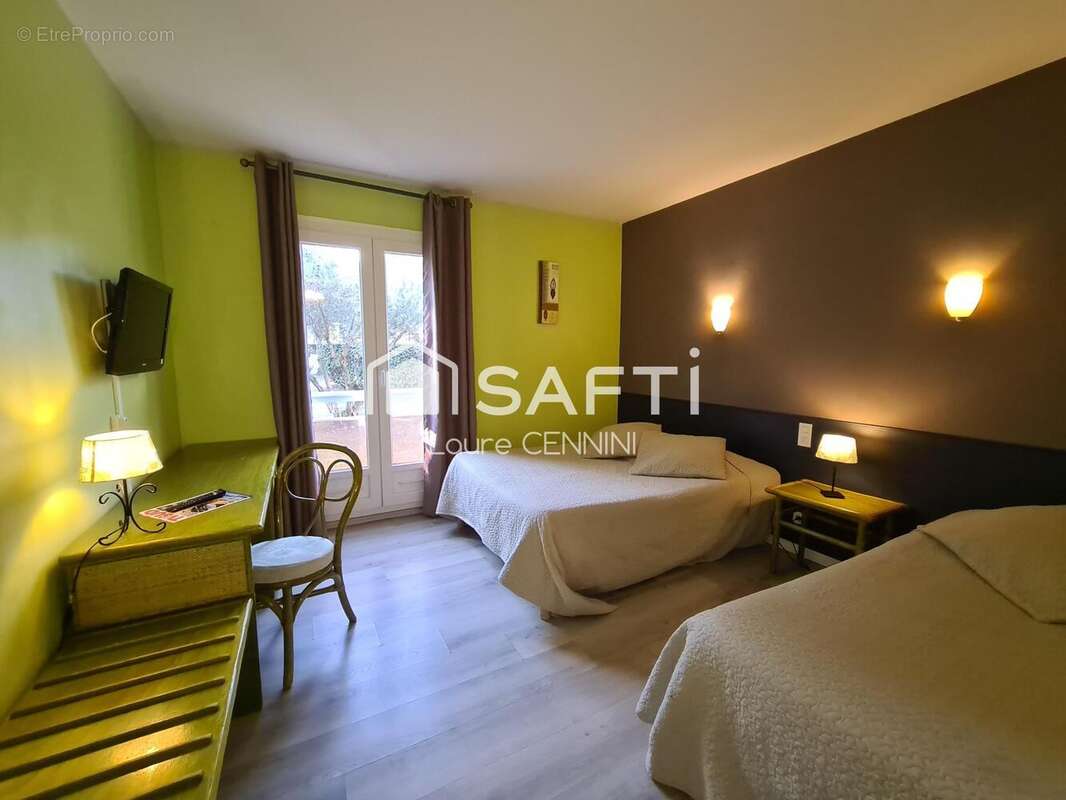 Photo 5 - Commerce à PONT-SAINT-ESPRIT