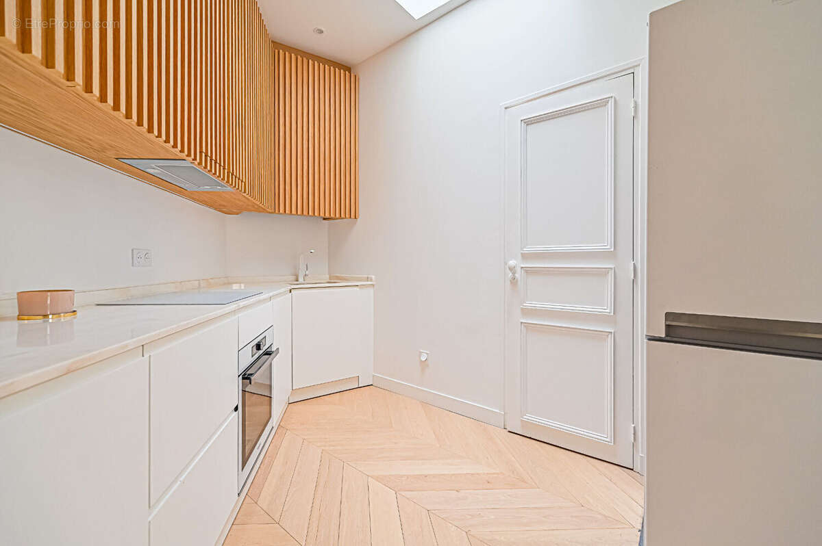 Appartement à PARIS-9E