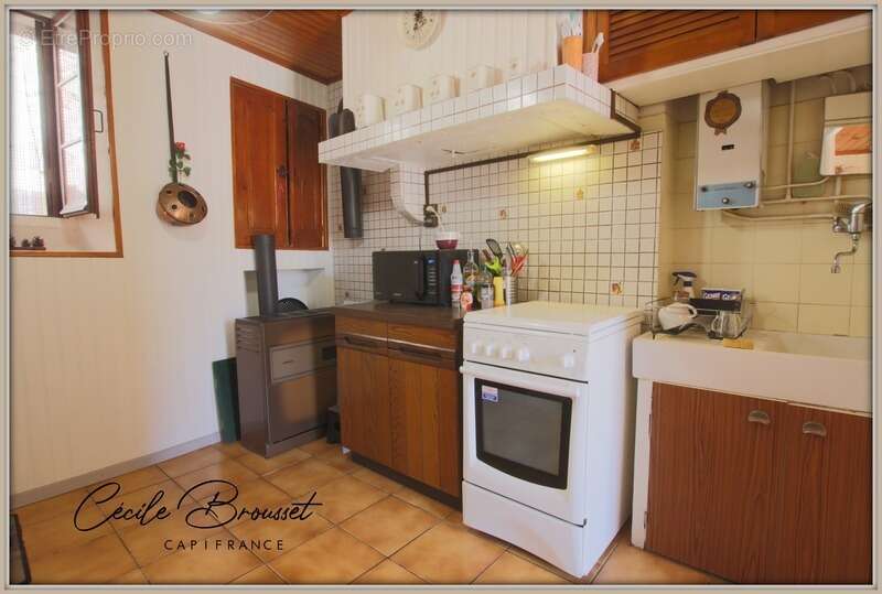 Charmante maison de village à SAINT LAURENT DE CERDANS (66) - photo 12