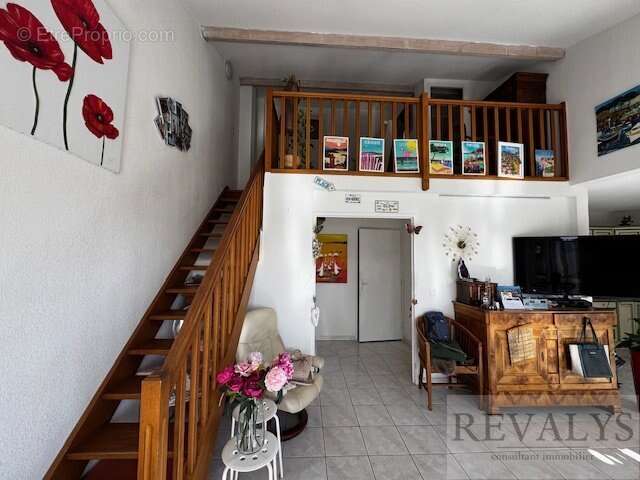 Appartement à CARQUEIRANNE